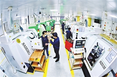 產業鋪就崛起路